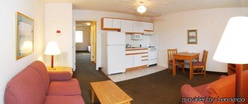 Affordable Suites Salisbury Room photo
