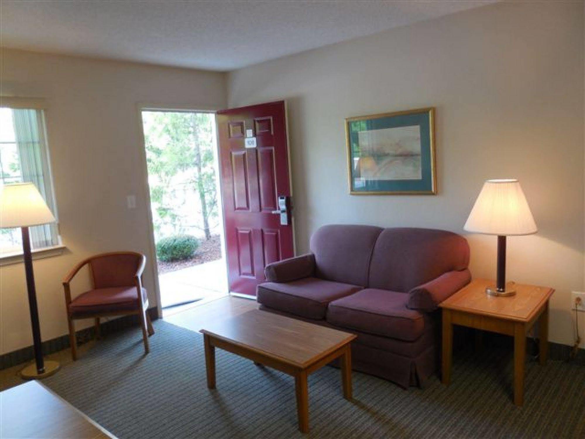 Affordable Suites Salisbury Exterior photo